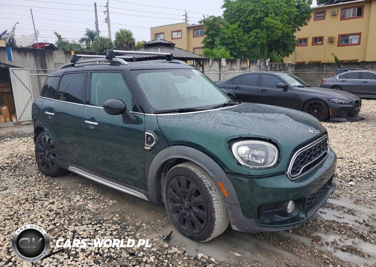 2018 Mini Cooper S Countryman VIN:WMZYT3C36J3E00049 - 4