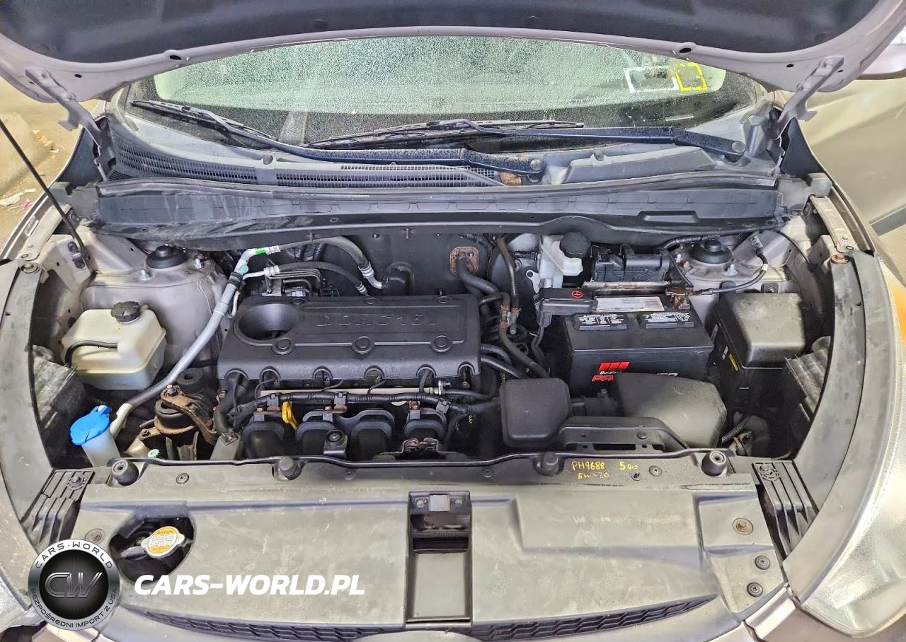 2012 Hyundai Tucson Gls VIN:KM8JUCAC5CU417920 - 12
