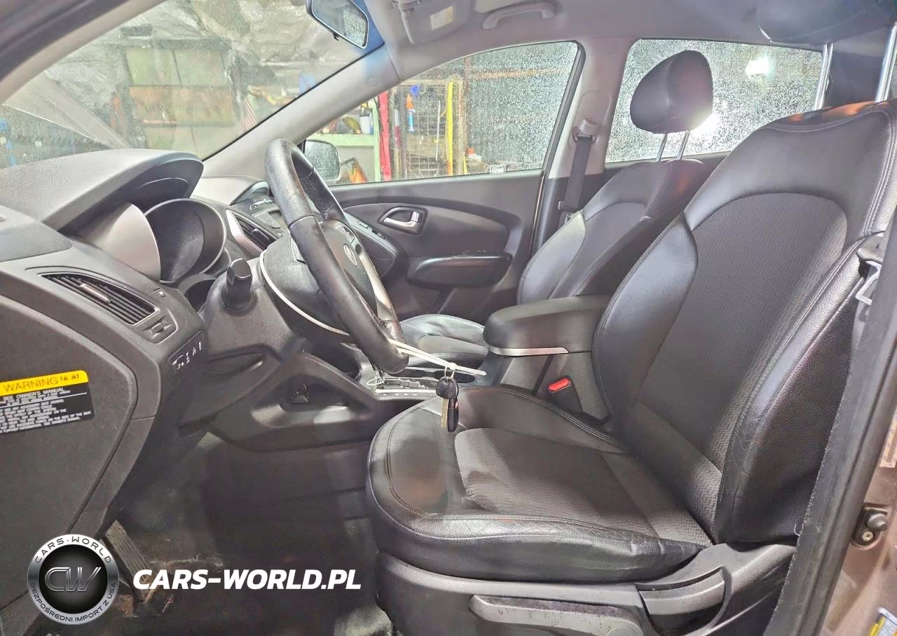 2012 Hyundai Tucson Gls VIN:KM8JUCAC5CU417920 - 7