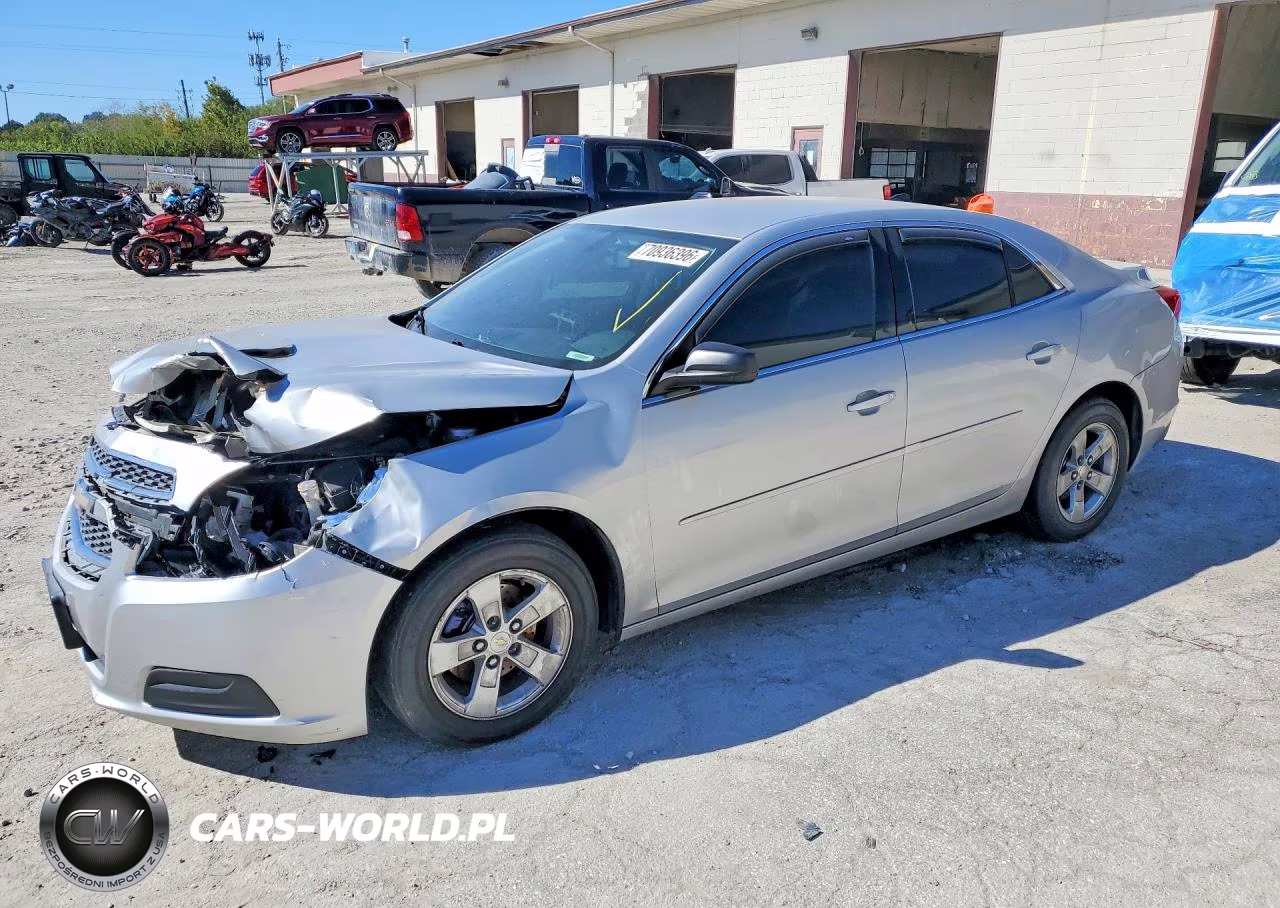 2013 Chevrolet Malibu Ls – zdjęcie 1 z 12