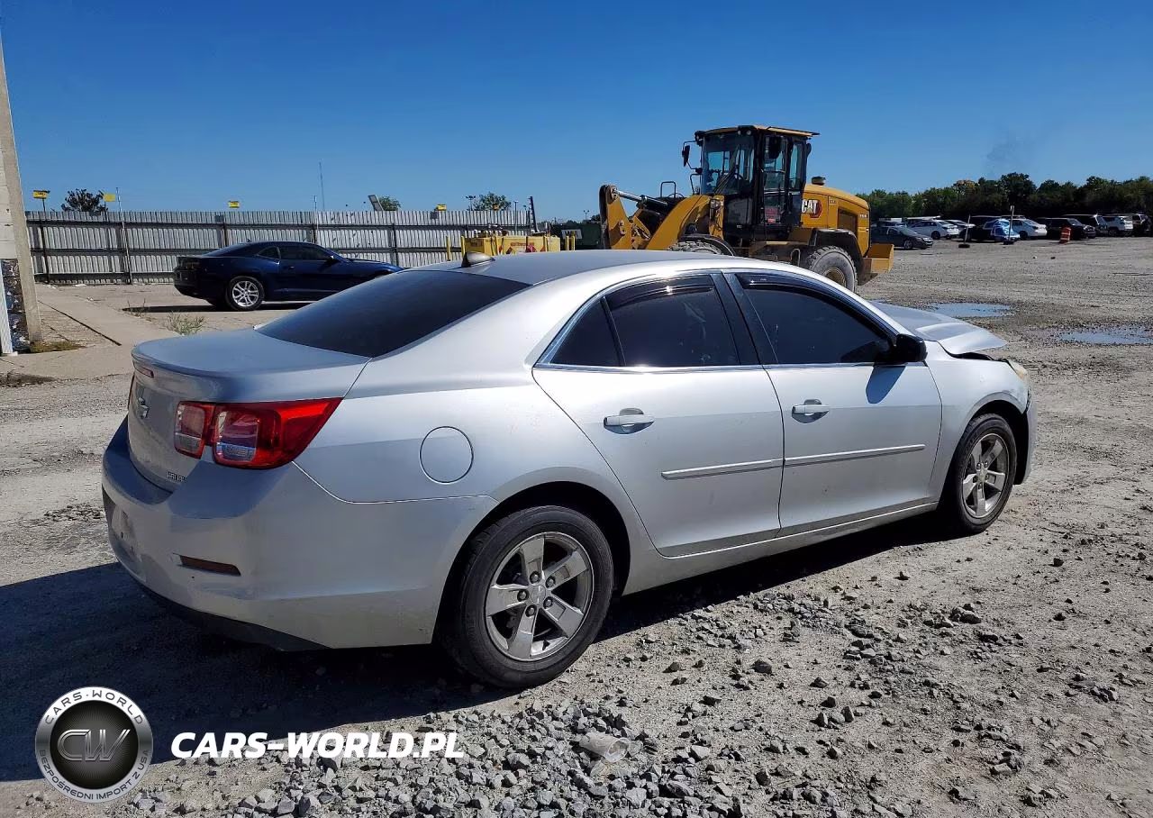 2013 Chevrolet Malibu Ls VIN:1G11B5SA4DF143868 - 3