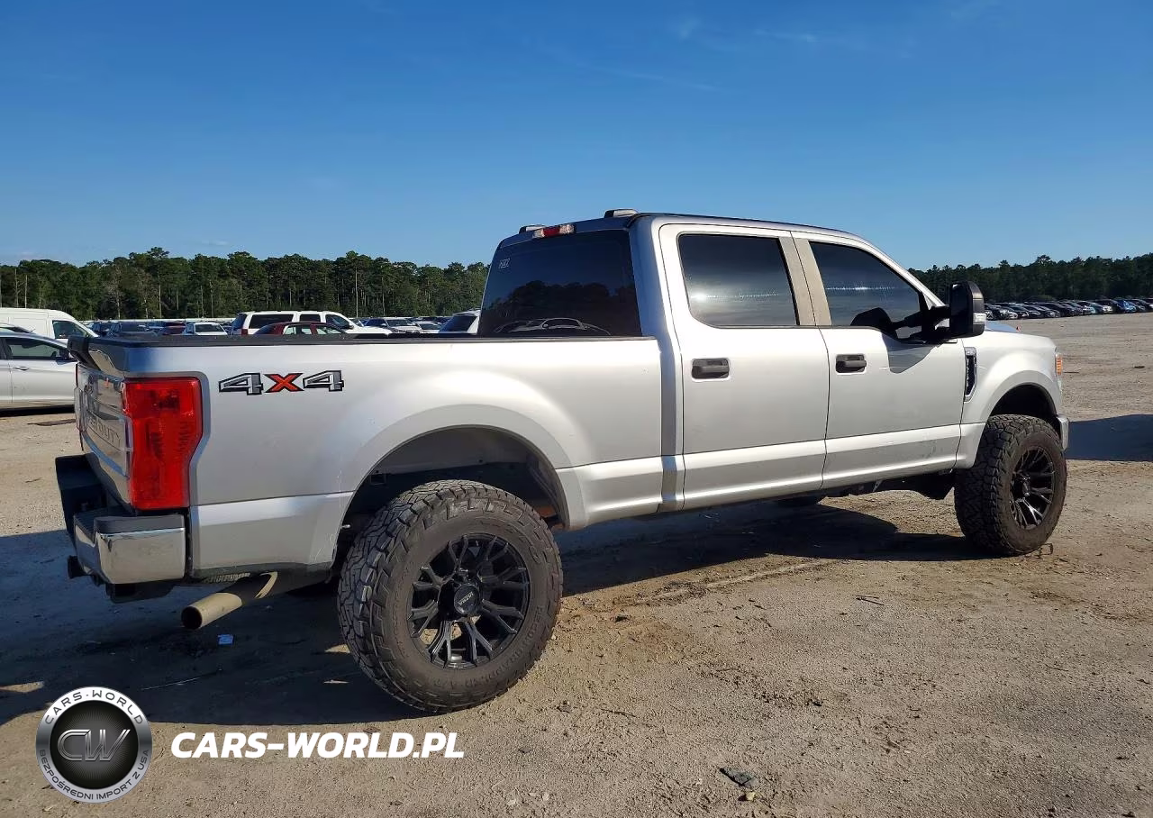 2020 Ford F250 Super Duty VIN:1FT7W2B61LEE14972 - 3