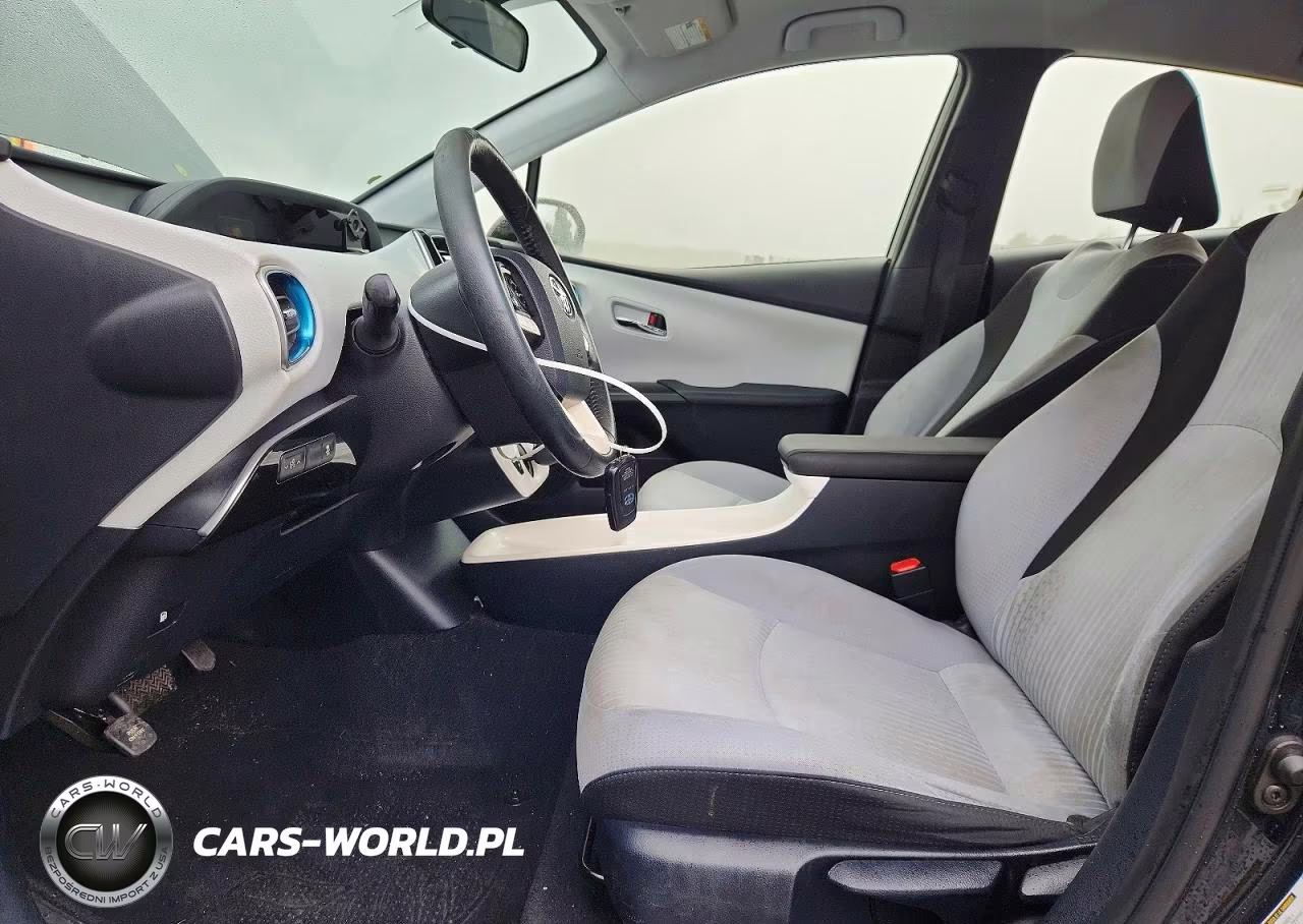 2016 Toyota Prius Three VIN:JTDKARFU7G3520838 - 7