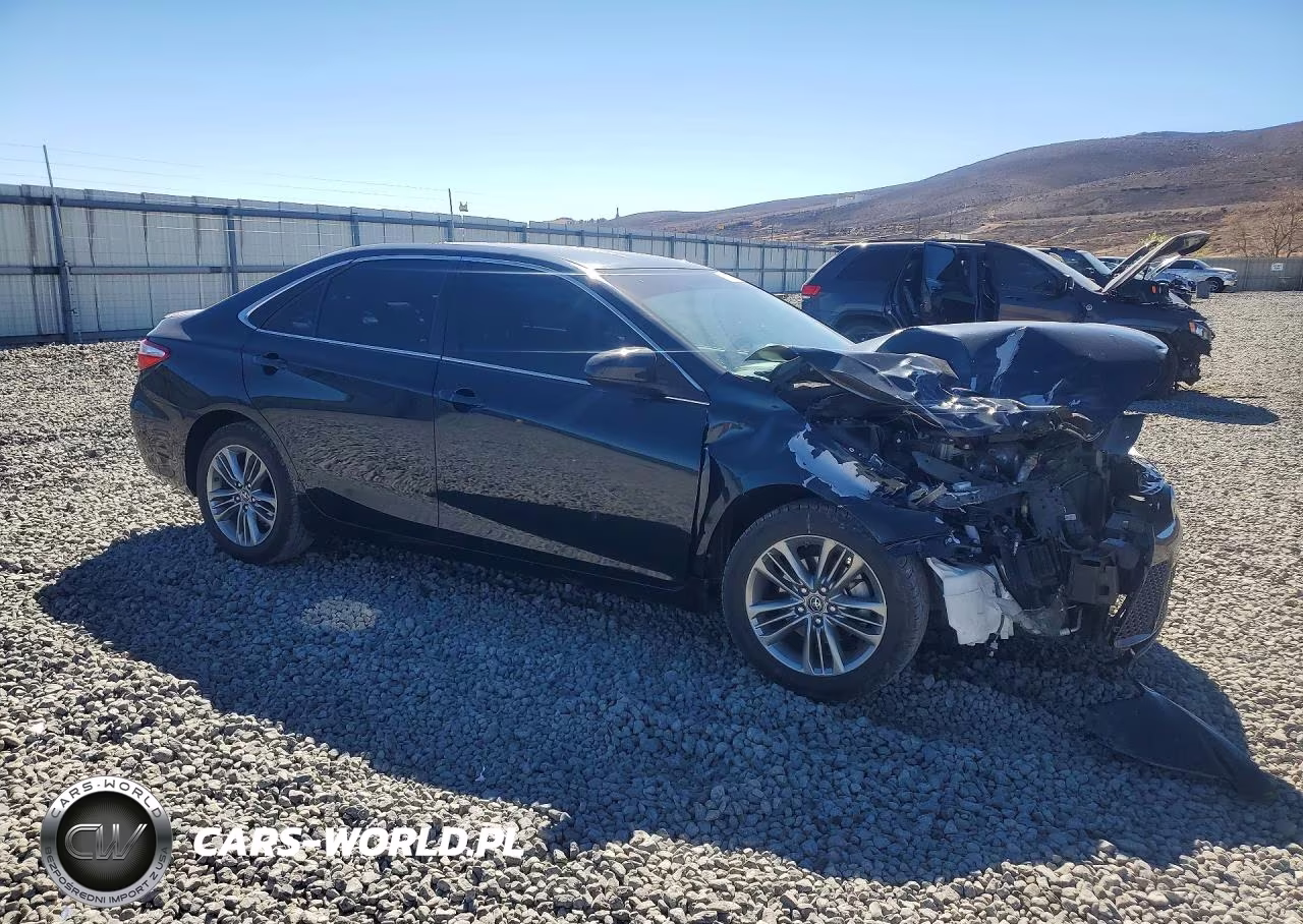 2016 Toyota Camry Se VIN:4T1BF1FK8GU196225 - 4