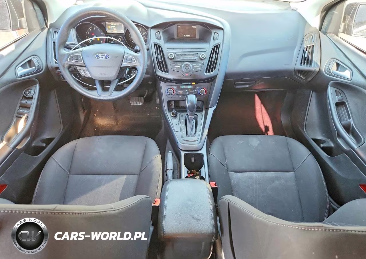 2018 Ford Focus Se VIN:1FADP3FE2JL288059 - 8