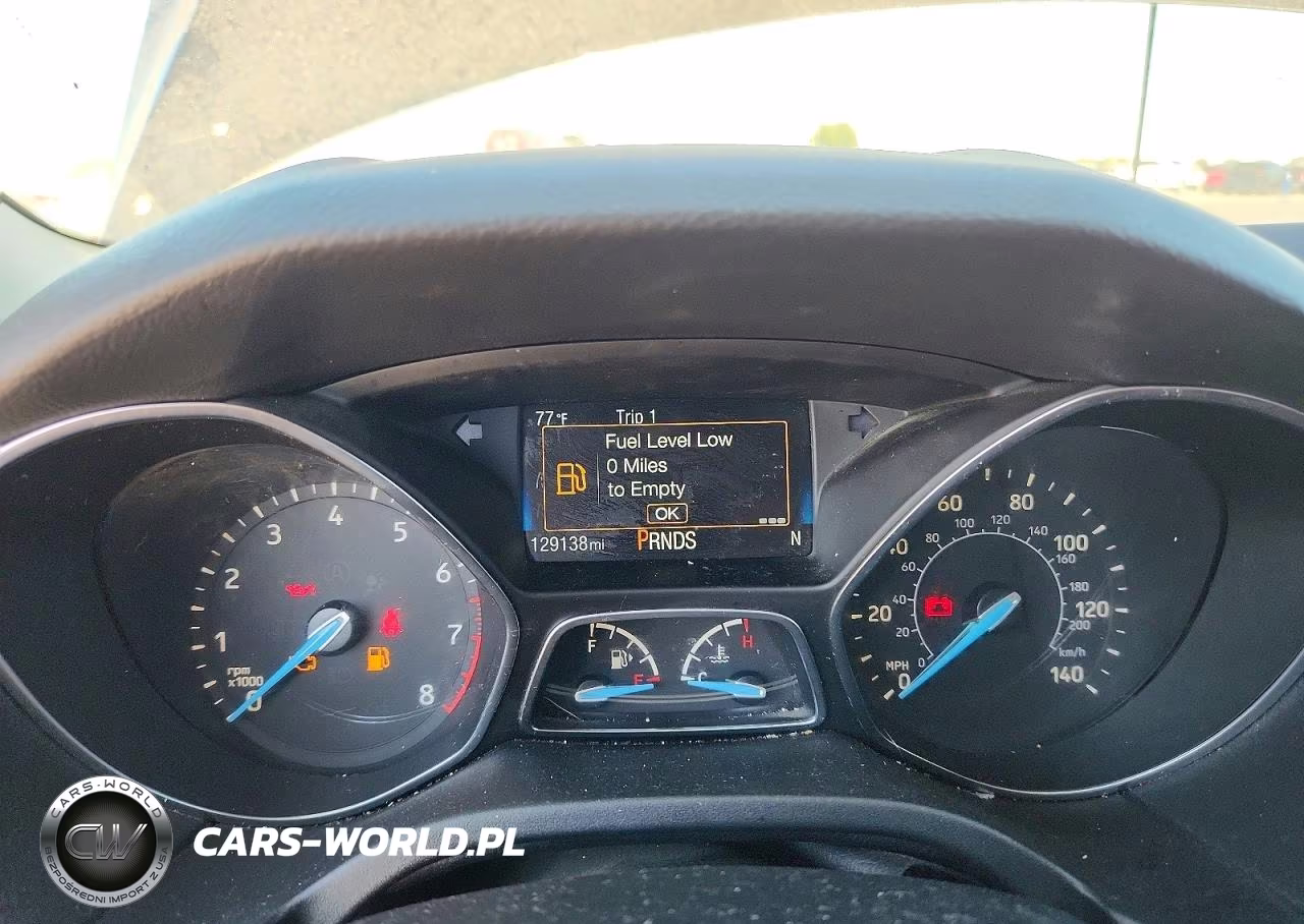 2018 Ford Focus Se VIN:1FADP3FE2JL288059 - 9