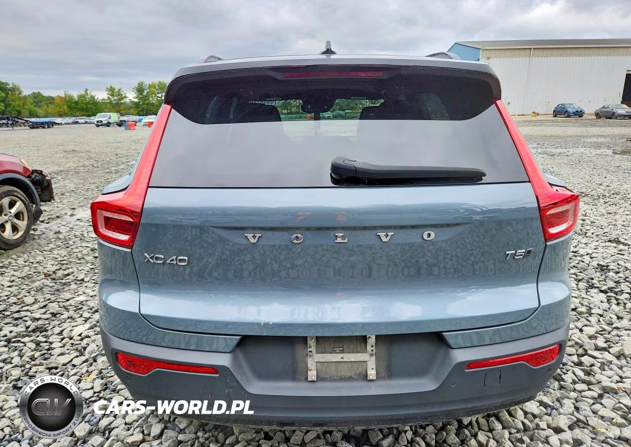 2021 Volvo Xc40 T5 R-Design VIN:YV4162UM5M2559868 - 6