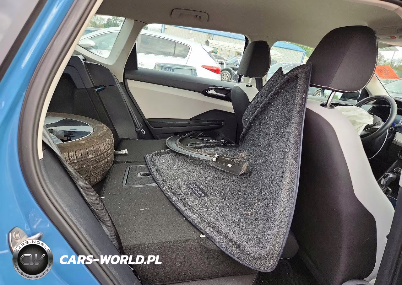 2025 Volkswagen Taos S VIN:3VV8C7B23SM090201 - 10