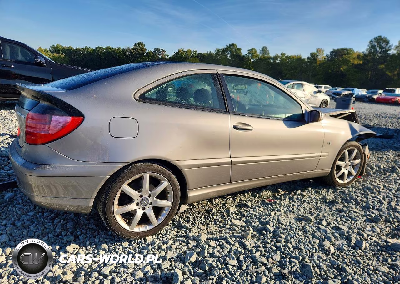 2003 Mercedes-Benz C 230K Sport Coupe VIN:WDBRN40JX3A522124 - 3