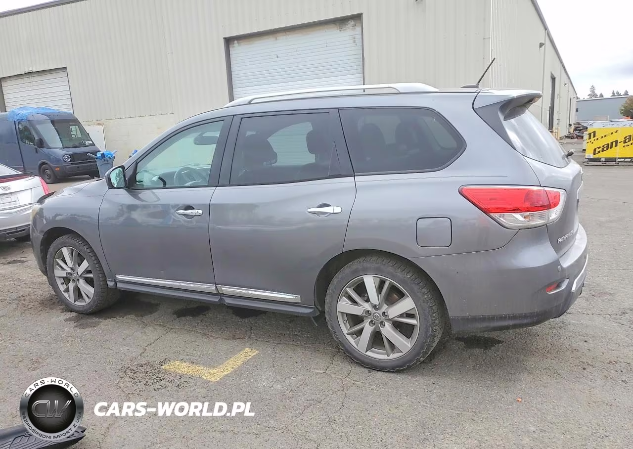 2016 Nissan Pathfinder Platinum VIN:5N1AR2MMXGC612455 - 2