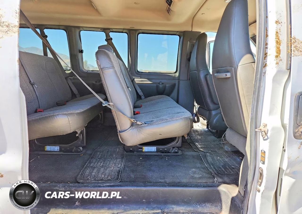 2016 Chevrolet Express G3500 Lt VIN:1GAZGMFG1G1165910 - 10