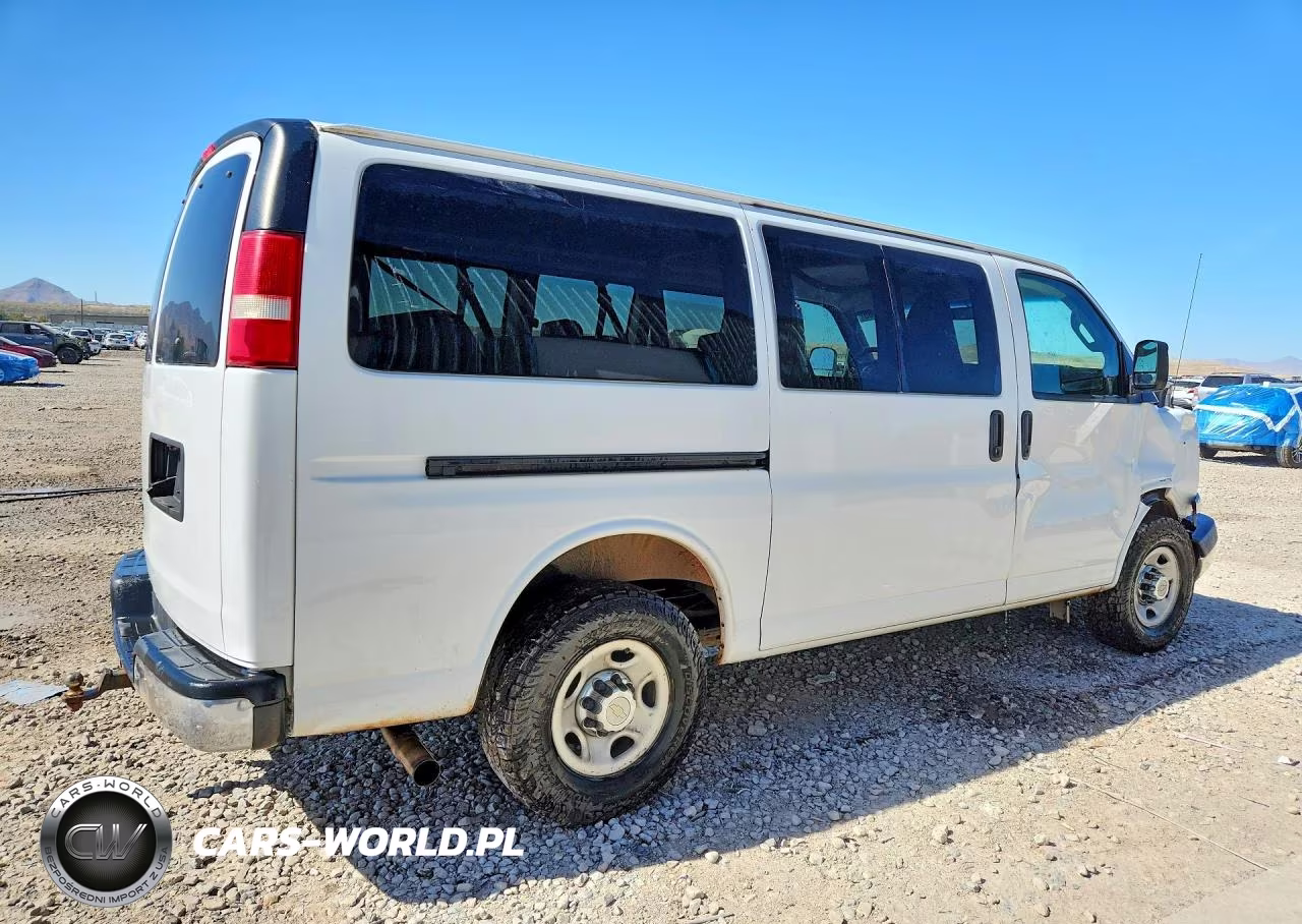 2016 Chevrolet Express G3500 Lt VIN:1GAZGMFG1G1165910 - 3