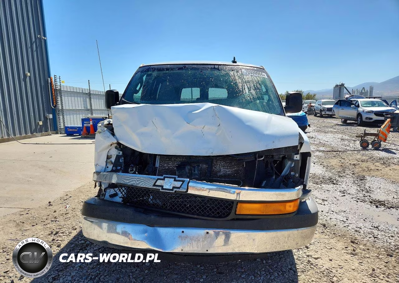 2016 Chevrolet Express G3500 Lt VIN:1GAZGMFG1G1165910 - 5