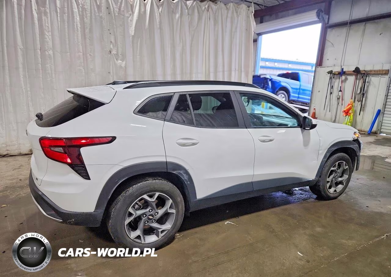 2025 Chevrolet Trax 1Lt VIN:KL77LHEP4SC220511 - 3