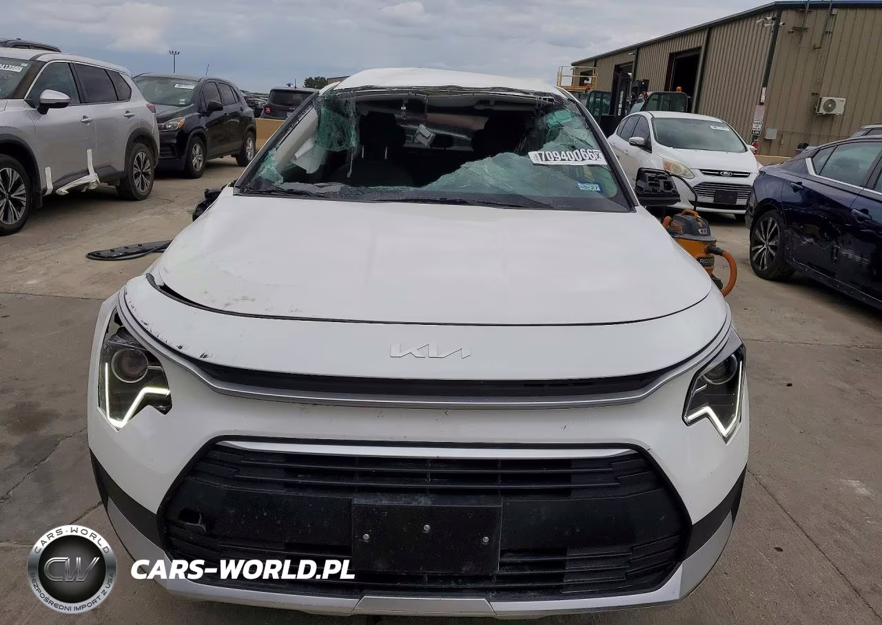 2026 Kia Niro Lx VIN:KNDCP3LE6T5367333 - 5