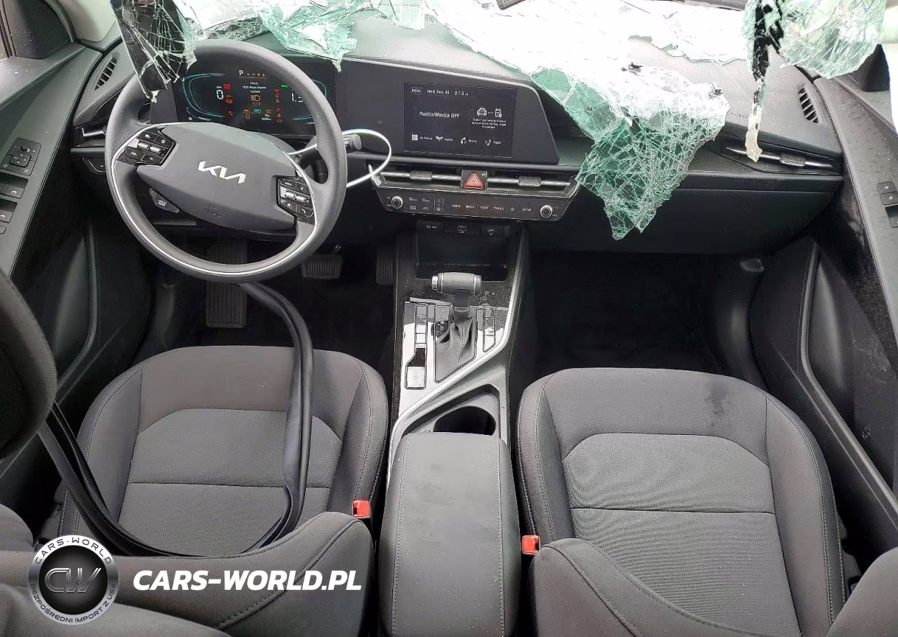 2026 Kia Niro Lx VIN:KNDCP3LE6T5367333 - 8