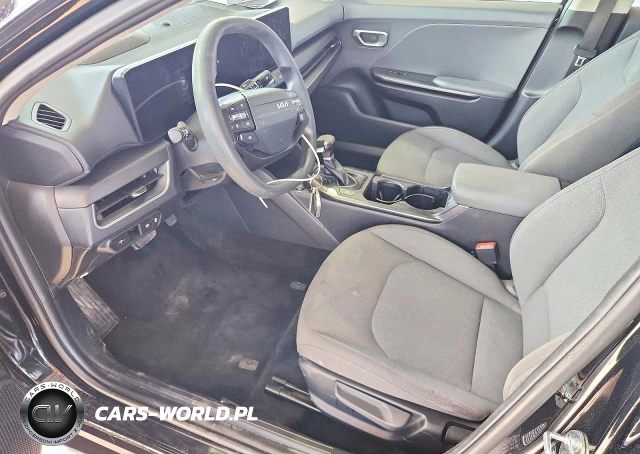 2025 Kia K4 Lxs VIN:3KPFT4DE3SE005928 - 7