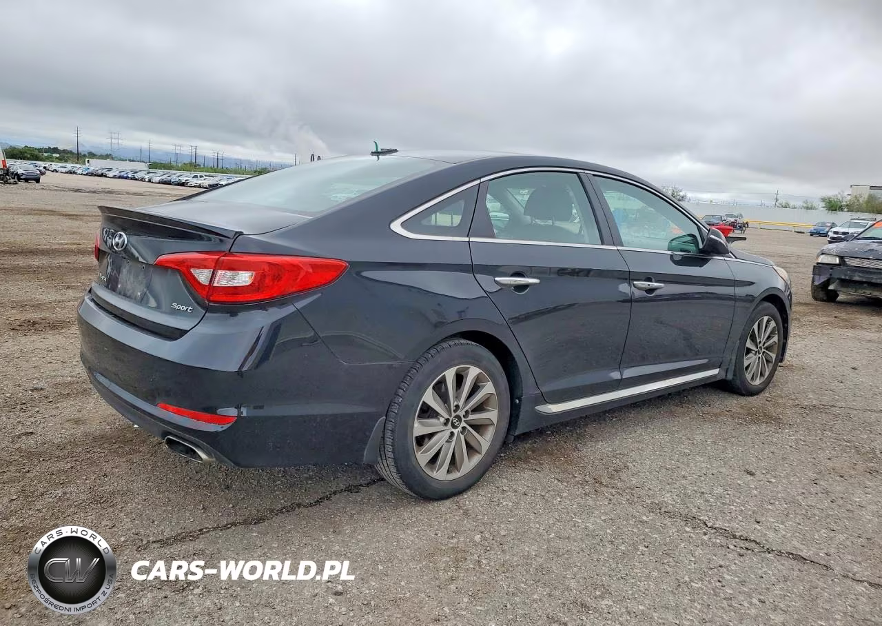 2017 Hyundai Sonata Sport VIN:5NPE34AF6HH455635 - 3