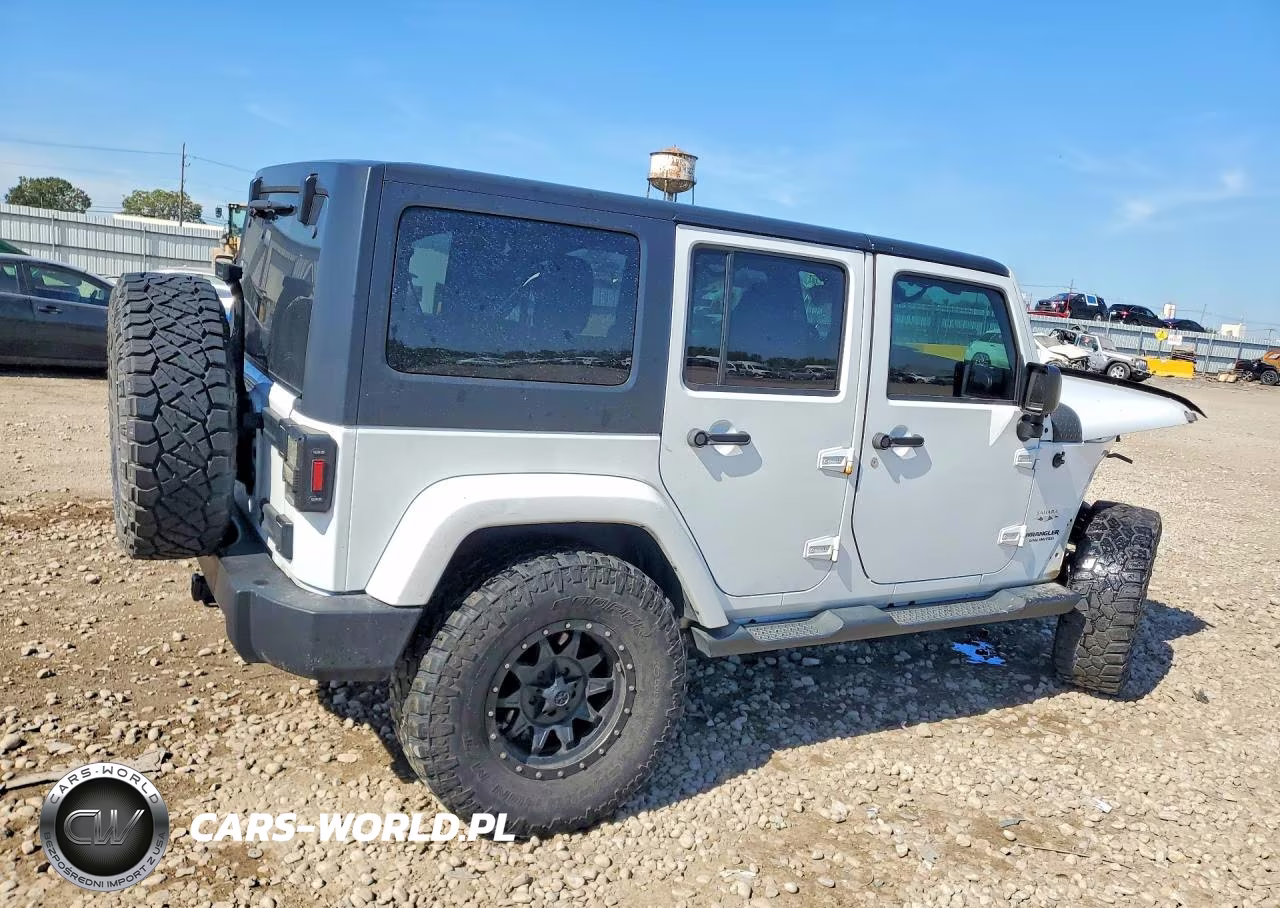 2016 Jeep Wrangler Unlimited Sahara VIN:1C4BJWEG6GL221240 - 3