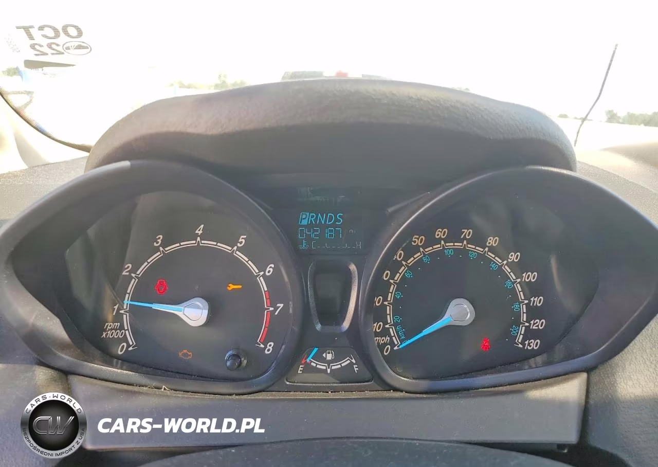 2014 Ford Fiesta S VIN:3FADP4TJ2EM241304 - 9