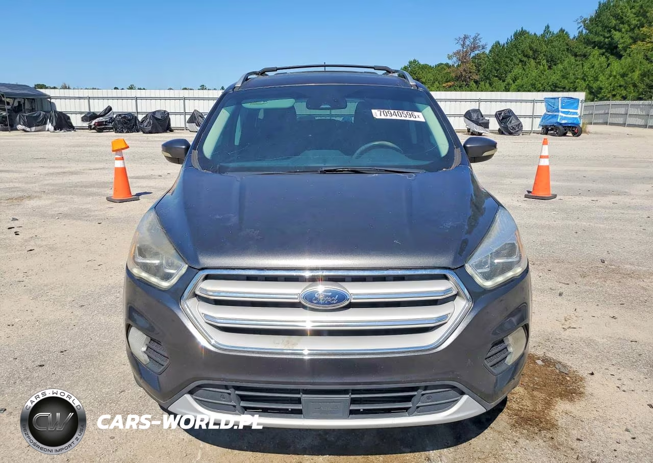 2018 Ford Escape Titanium VIN:1FMCU0J97JUA16474 - 5