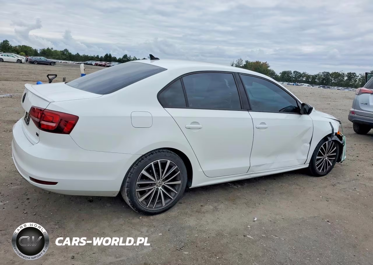 2017 Volkswagen Jetta Sport VIN:3VWD17AJ1HM307973 - 3