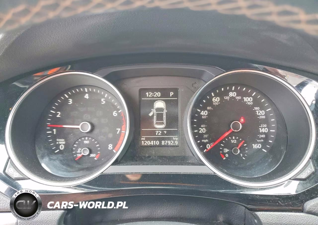 2017 Volkswagen Jetta Sport VIN:3VWD17AJ1HM307973 - 9