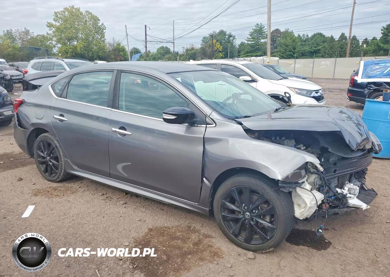 2018 Nissan Sentra Sr VIN:3N1AB7AP5JY253599 - 4