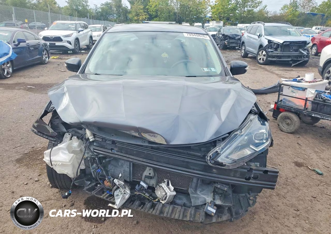 2018 Nissan Sentra Sr VIN:3N1AB7AP5JY253599 - 5