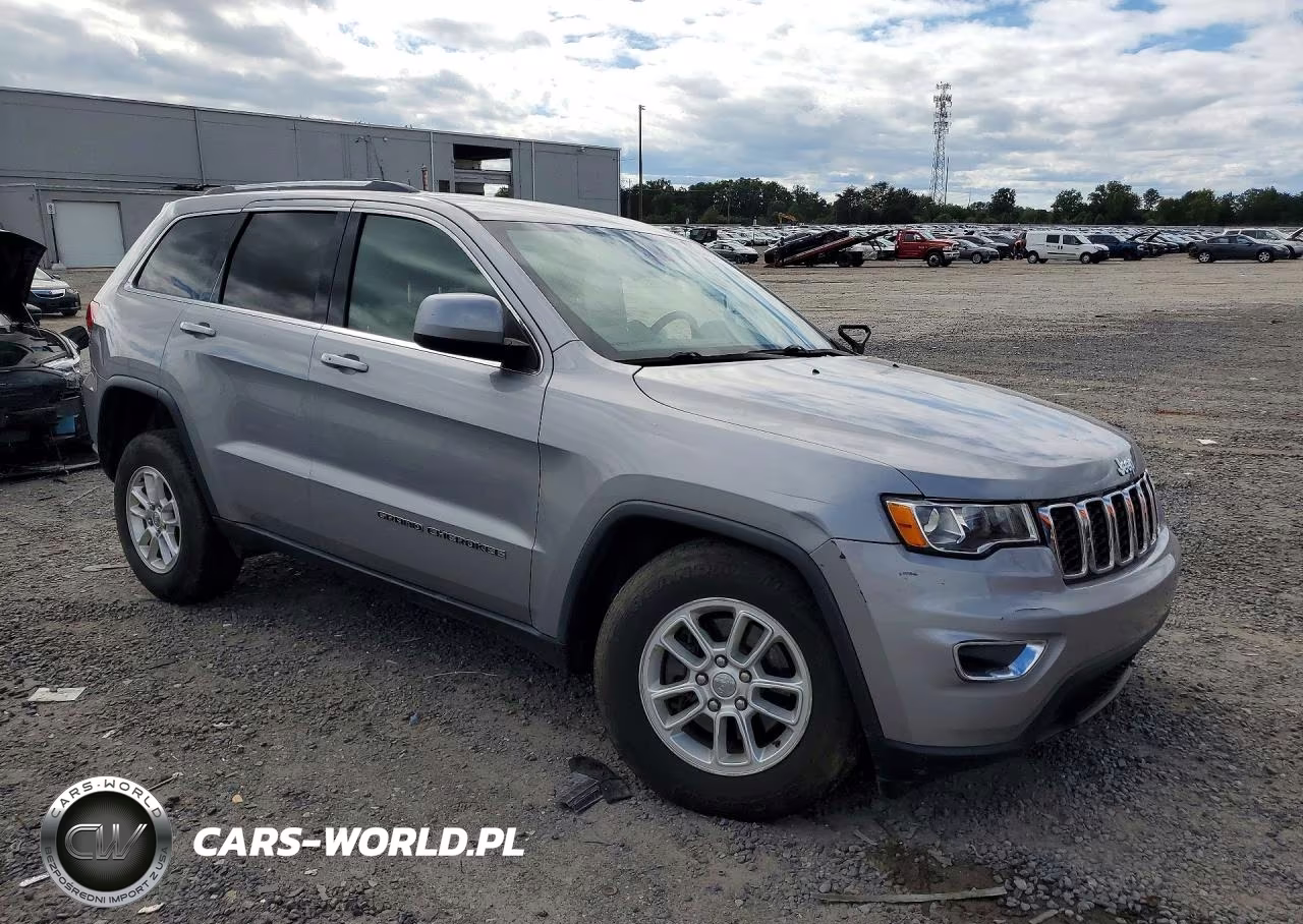 2019 Jeep Grand Cherokee Laredo VIN:1C4RJFAG2KC648136 - 4