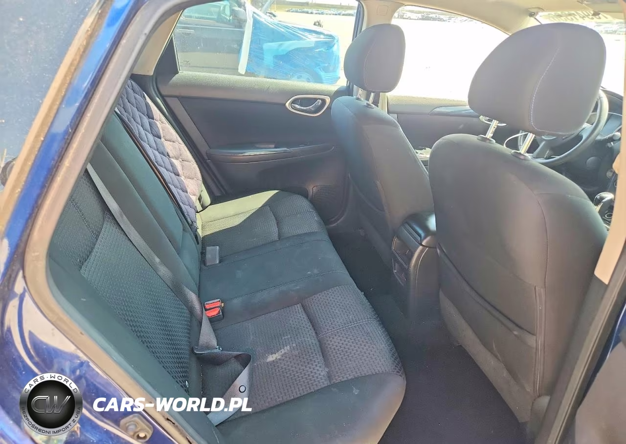 2017 Nissan Sentra Sr VIN:3N1AB7AP3HY318623 - 10