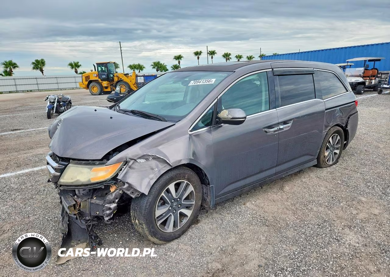 2014 Honda Odyssey Touring – zdjęcie 1 z 13