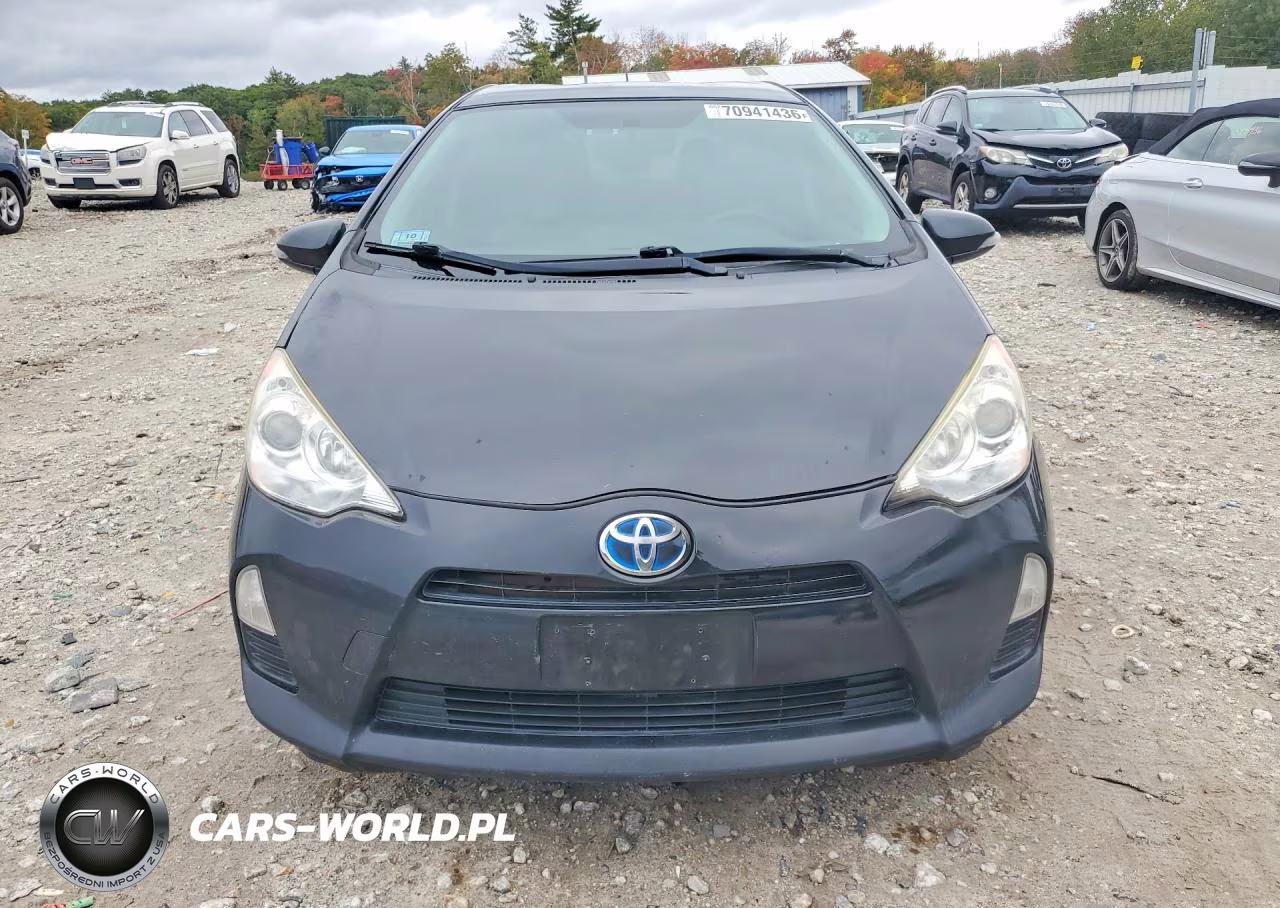 2013 Toyota Prius C One VIN:JTDKDTB37D1536241 - 5