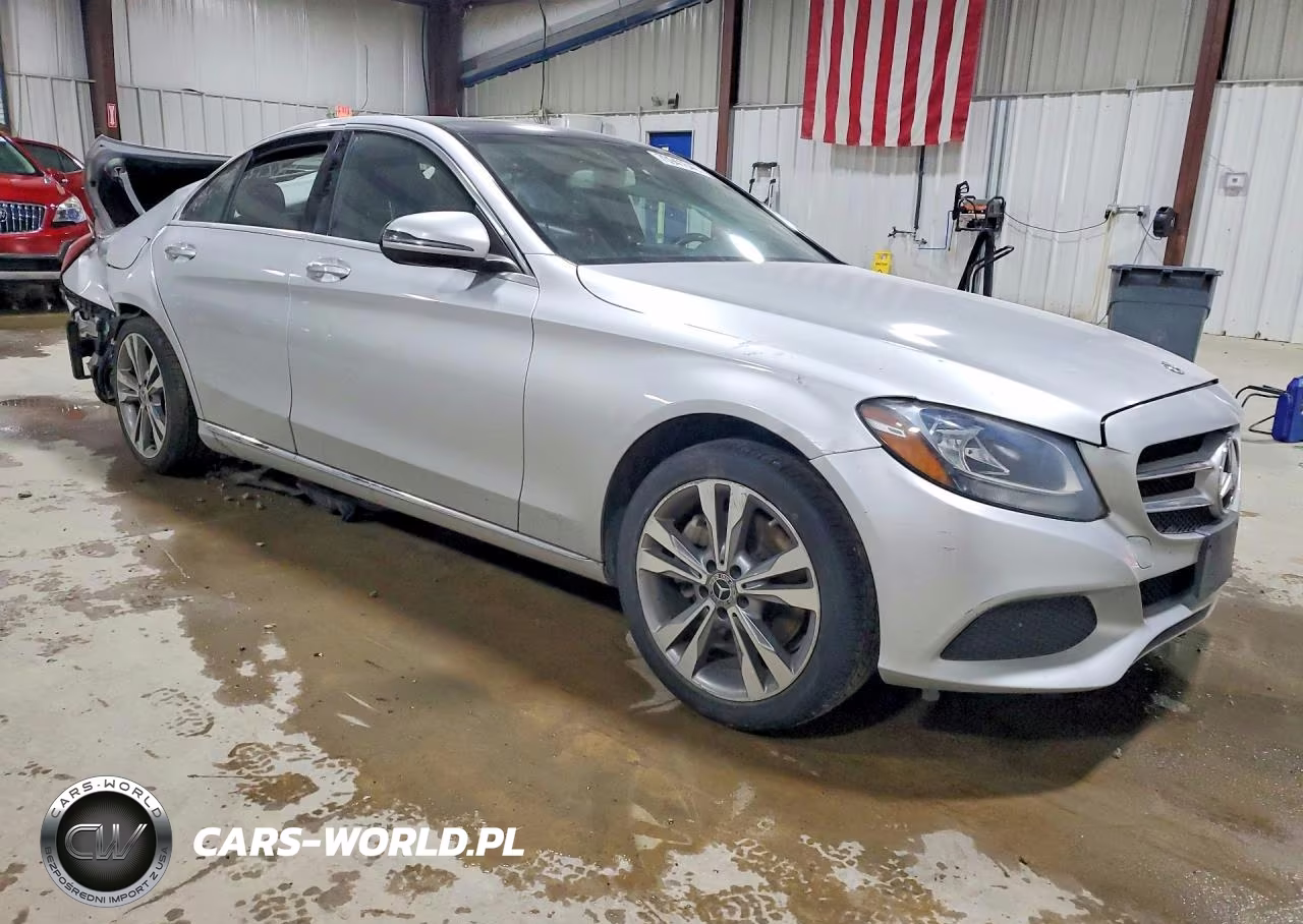 2017 Mercedes-Benz C 300 4Matic VIN:55SWF4KB5HU233883 - 4