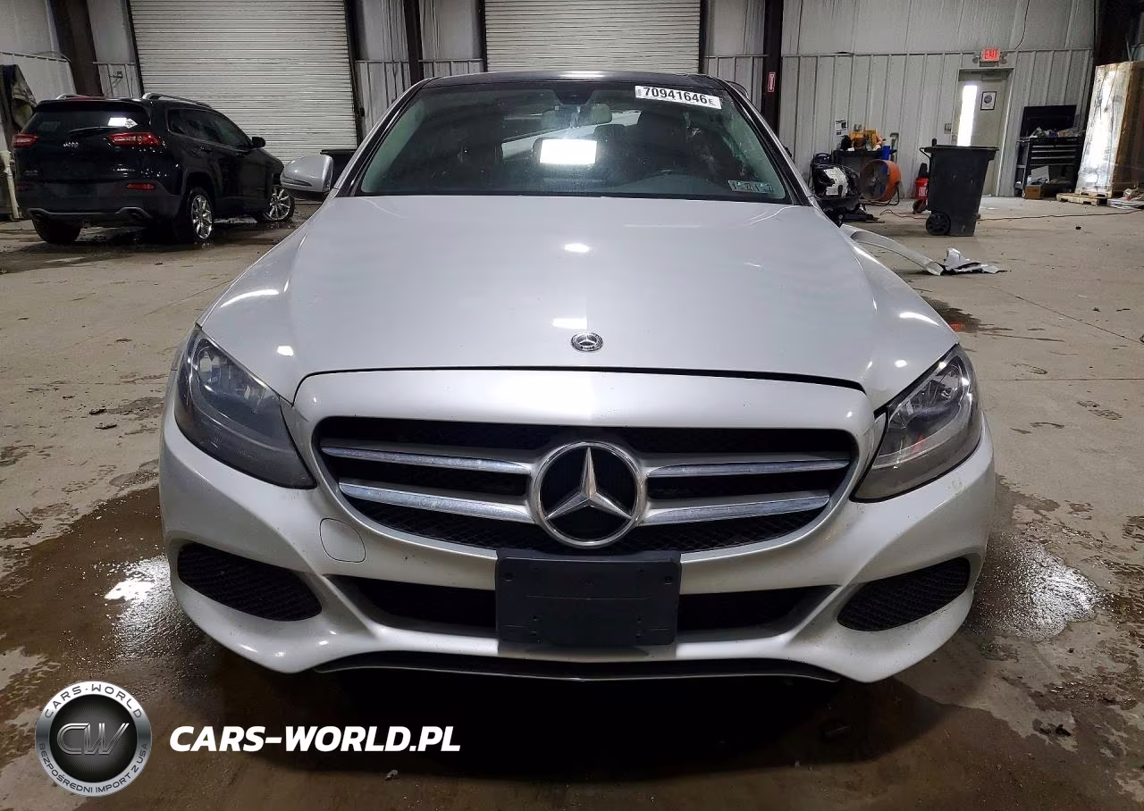 2017 Mercedes-Benz C 300 4Matic VIN:55SWF4KB5HU233883 - 5