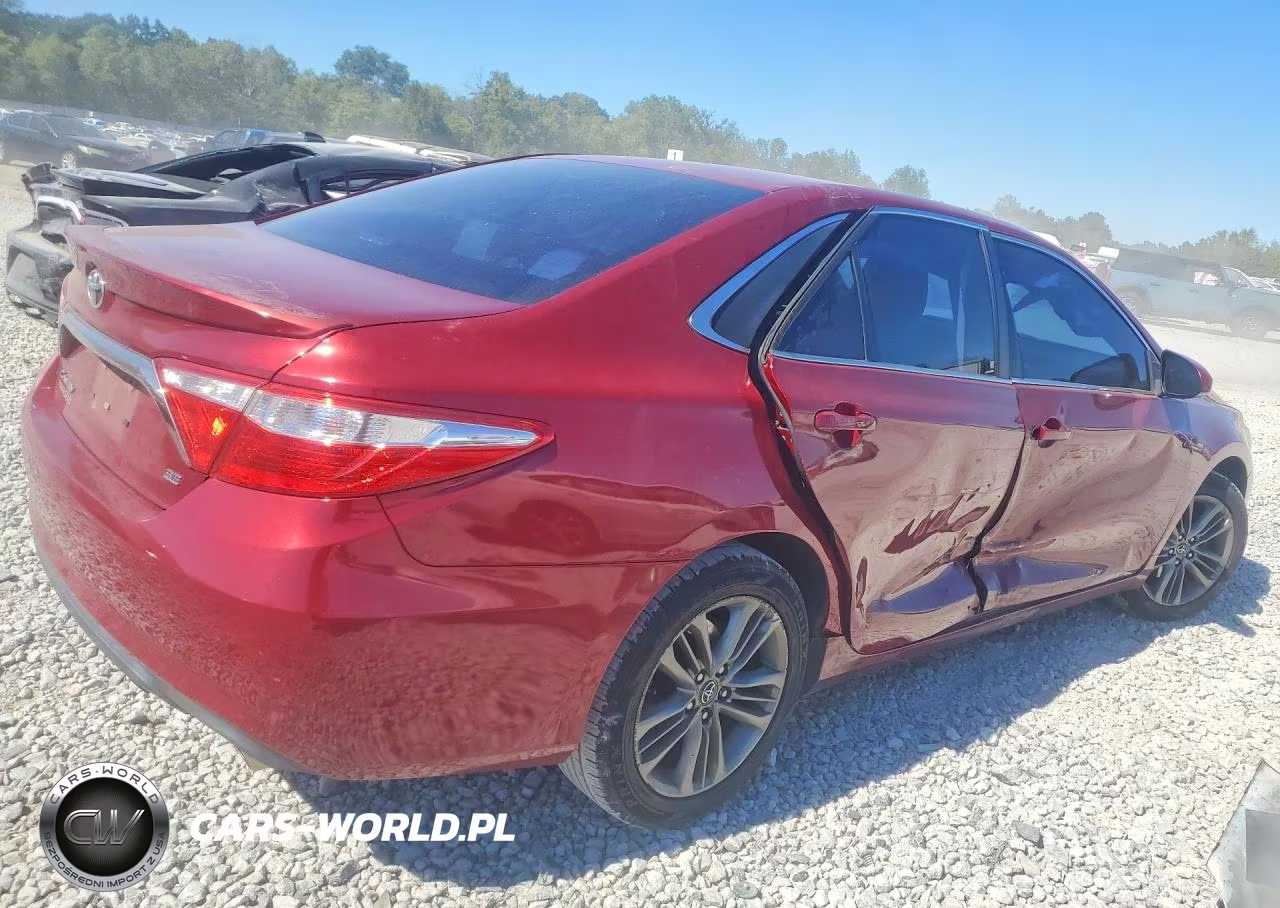 2015 Toyota Camry Se VIN:4T1BF1FK0FU879065 - 3