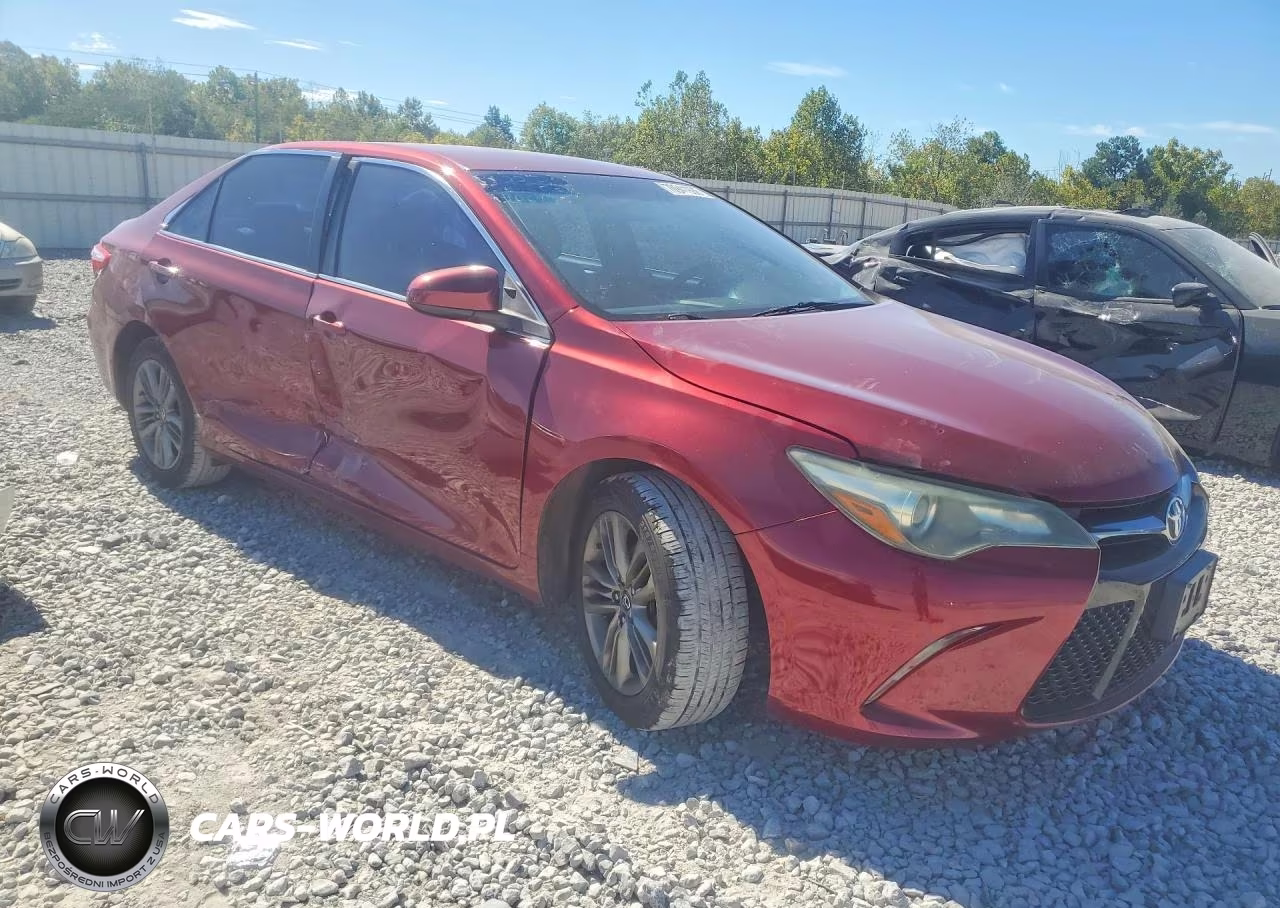 2015 Toyota Camry Se VIN:4T1BF1FK0FU879065 - 4