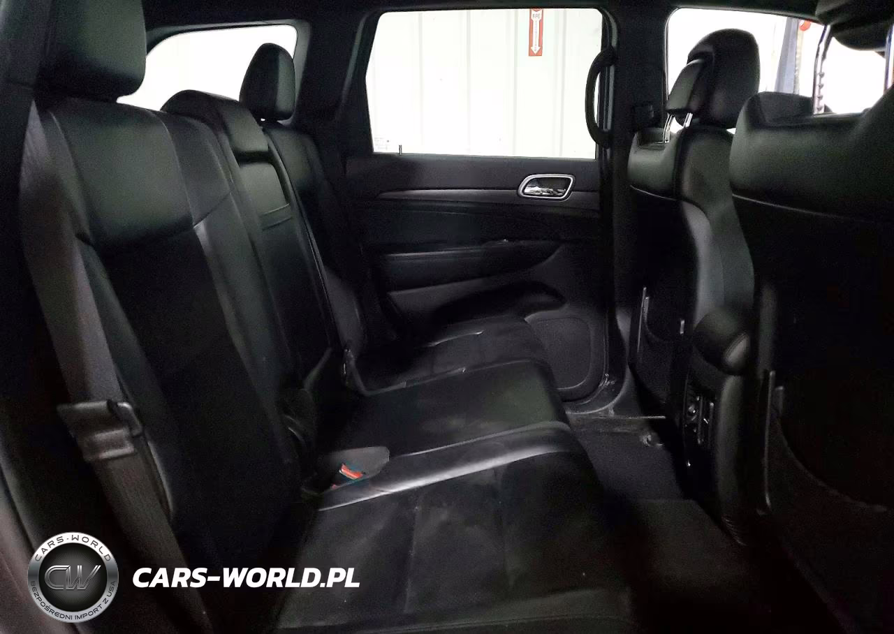 2018 Jeep Grand Cherokee Laredo VIN:1C4RJFAG4JC403708 - 11