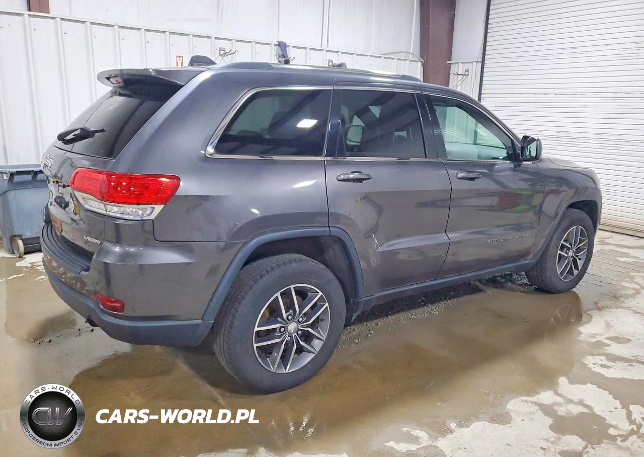 2018 Jeep Grand Cherokee Laredo VIN:1C4RJFAG4JC403708 - 3