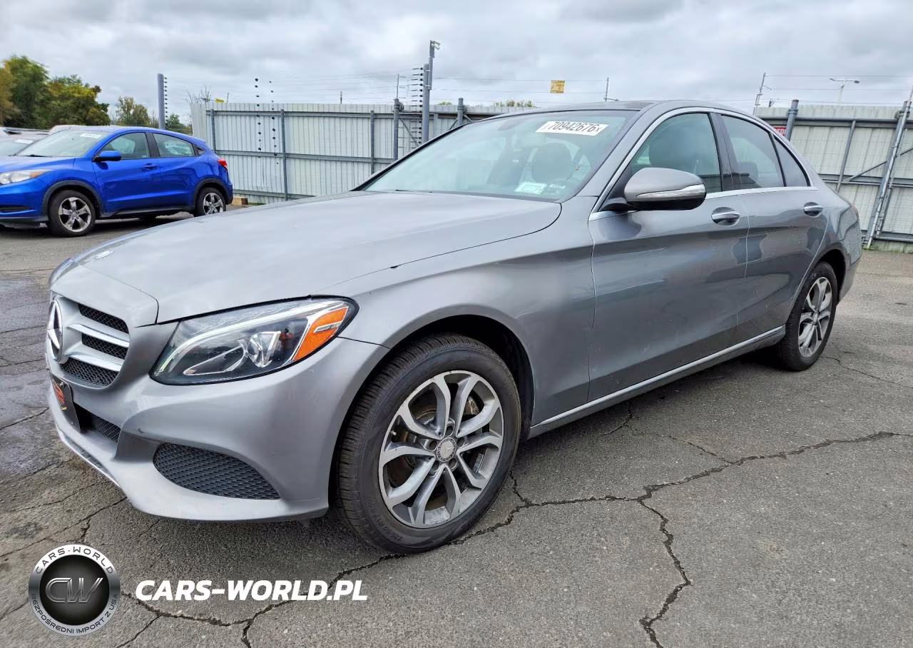 2015 Mercedes-Benz C 300 4Matic VIN:55SWF4KB9FU032470 - 1