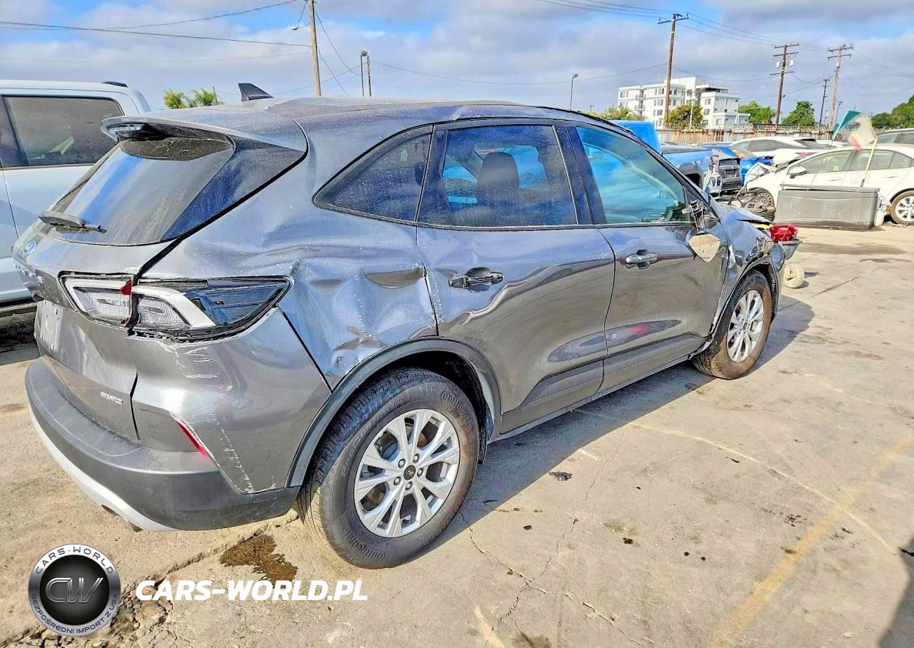 2025 Ford Escape Active VIN:1FMCU9GNXSUB19947 - 3