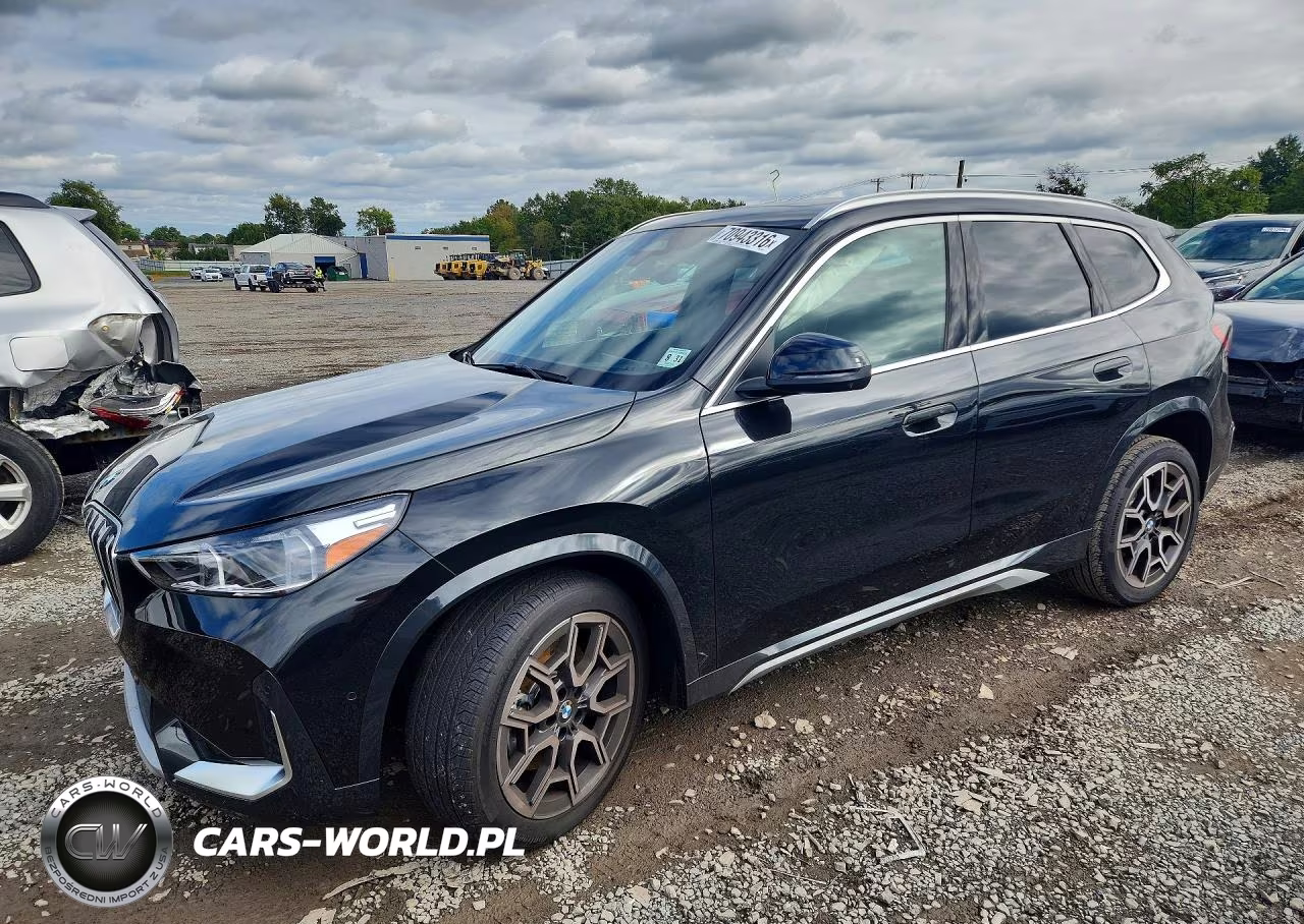 2026 BMW X1 xDrive28I VIN:WBX73EF03T5745944 - 1