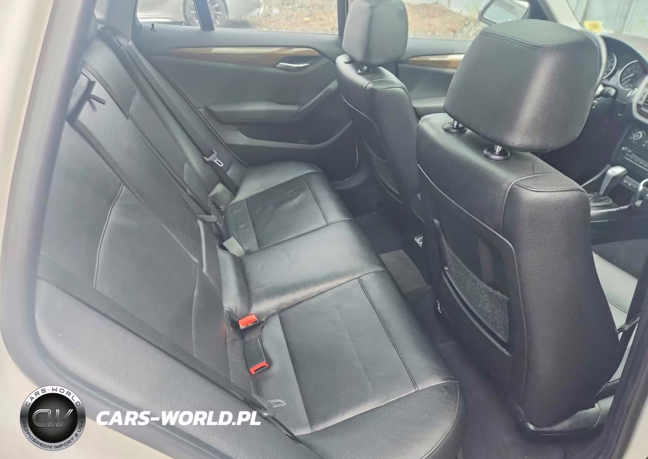 2013 BMW X1 xDrive35I VIN:WBAVM5C51DVV90309 - 10
