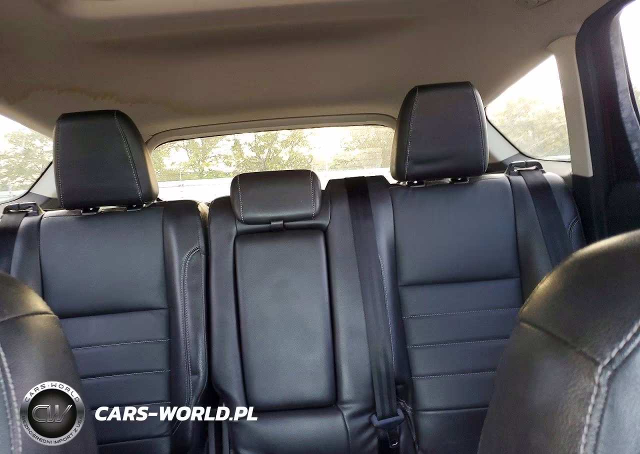 2015 Ford Escape Titanium VIN:1FMCU9J99FUC11570 - 10