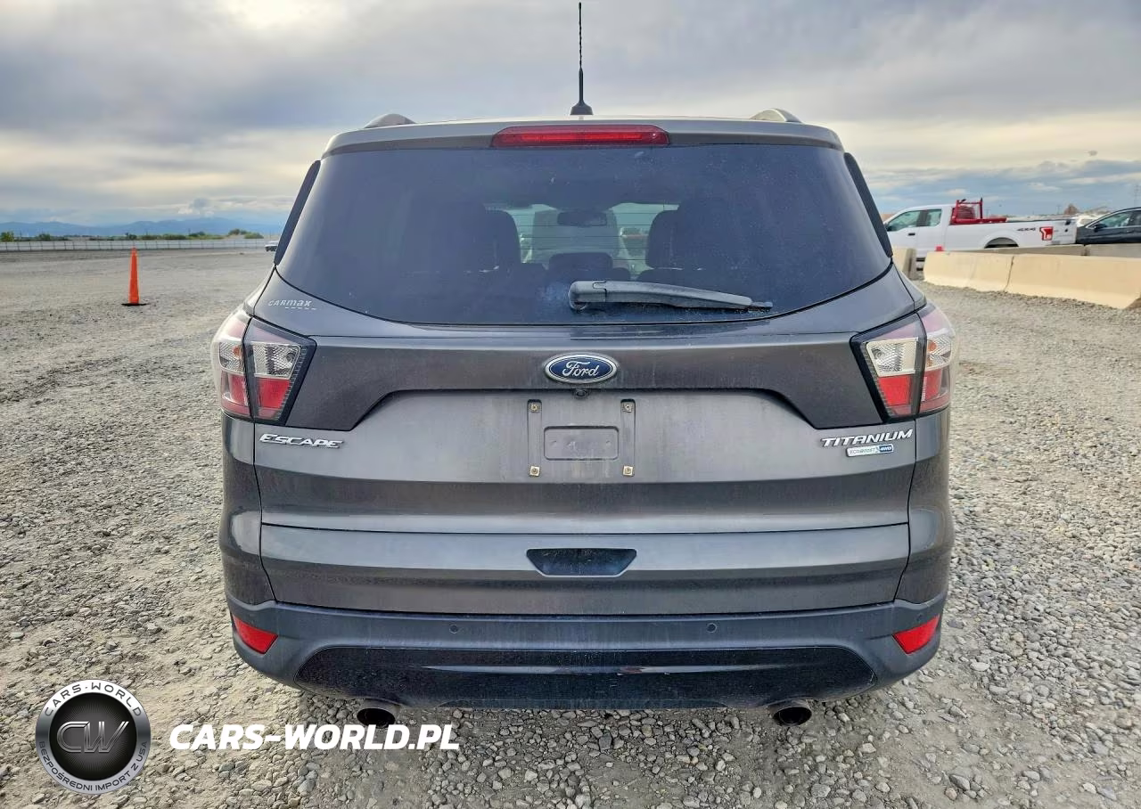2017 Ford Escape Titanium VIN:1FMCU9J98HUC13586 - 6