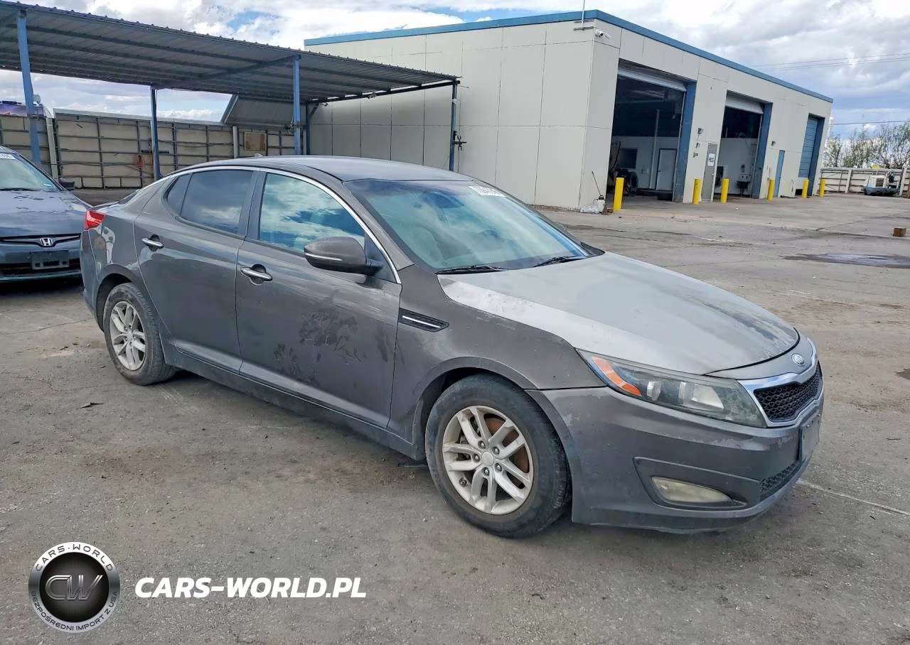 2013 Kia Optima Lx VIN:5XXGM4A71DG096750 - 4