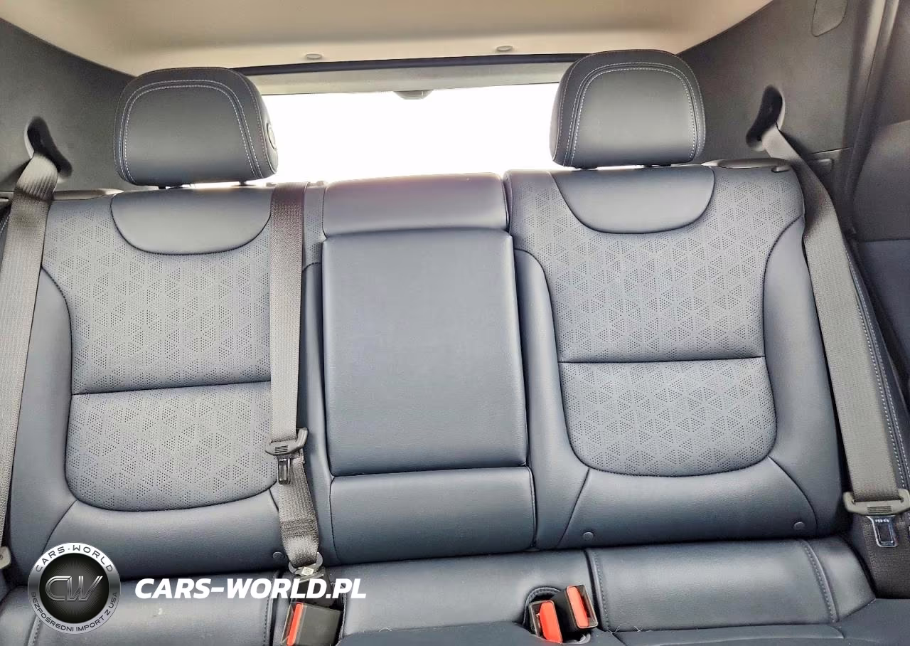 2023 Chevrolet Bolt Euv Premier VIN:1G1FZ6S00P4144367 - 10