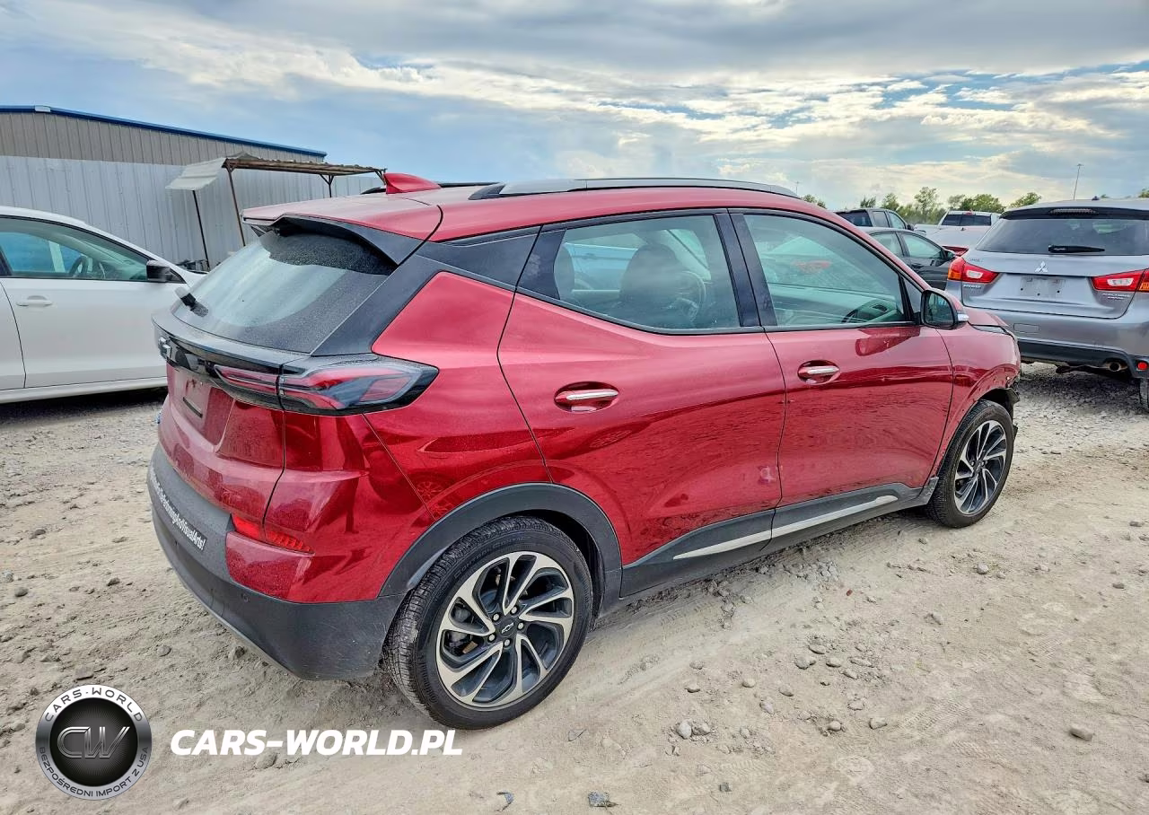 2023 Chevrolet Bolt Euv Premier VIN:1G1FZ6S00P4144367 - 3