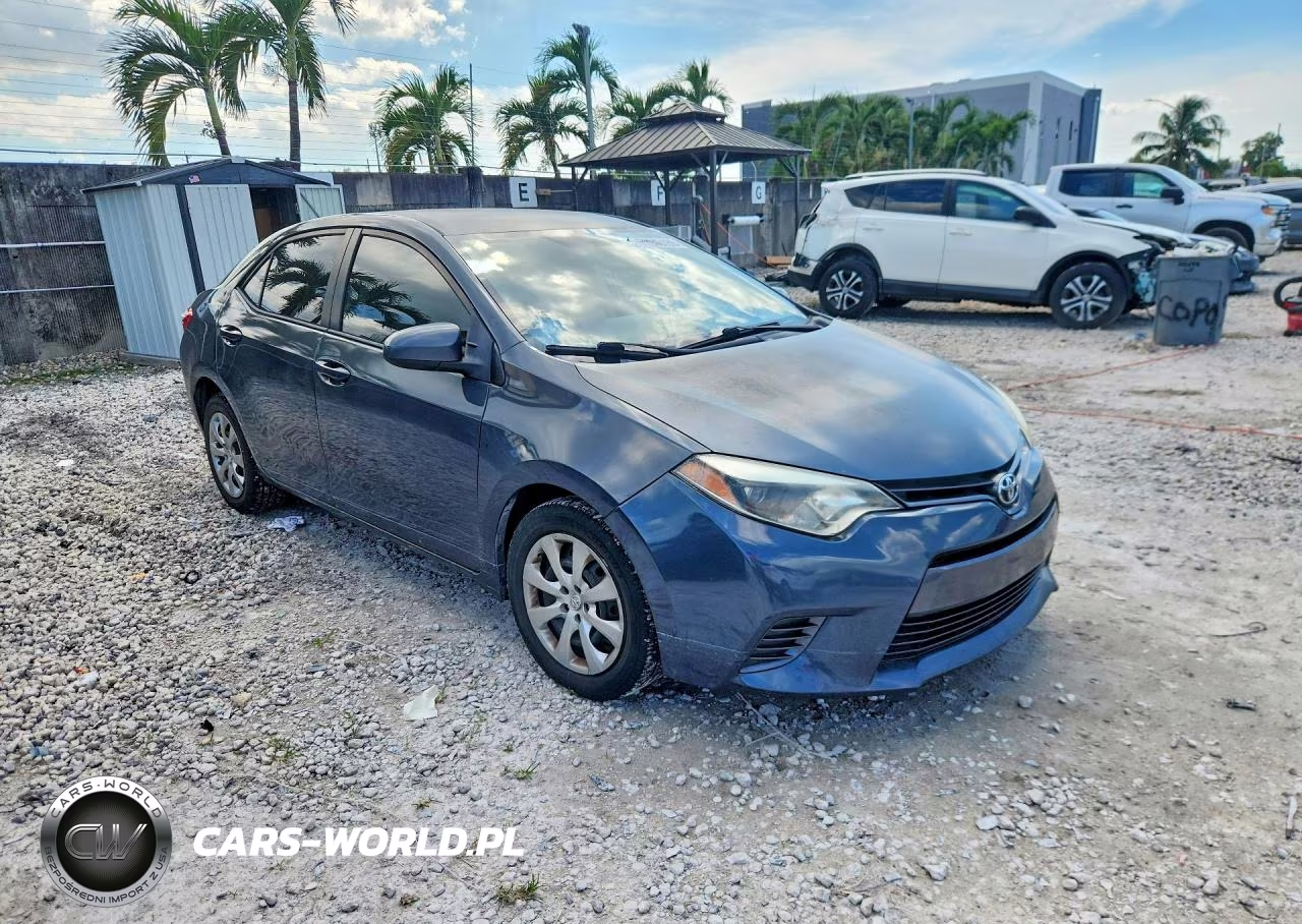 2015 Toyota Corolla Le VIN:2T1BURHE8FC295459 - 4