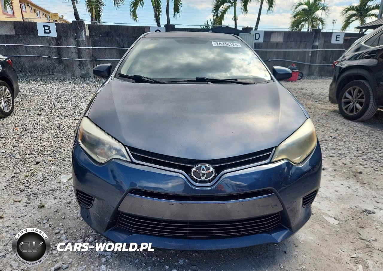 2015 Toyota Corolla Le VIN:2T1BURHE8FC295459 - 5